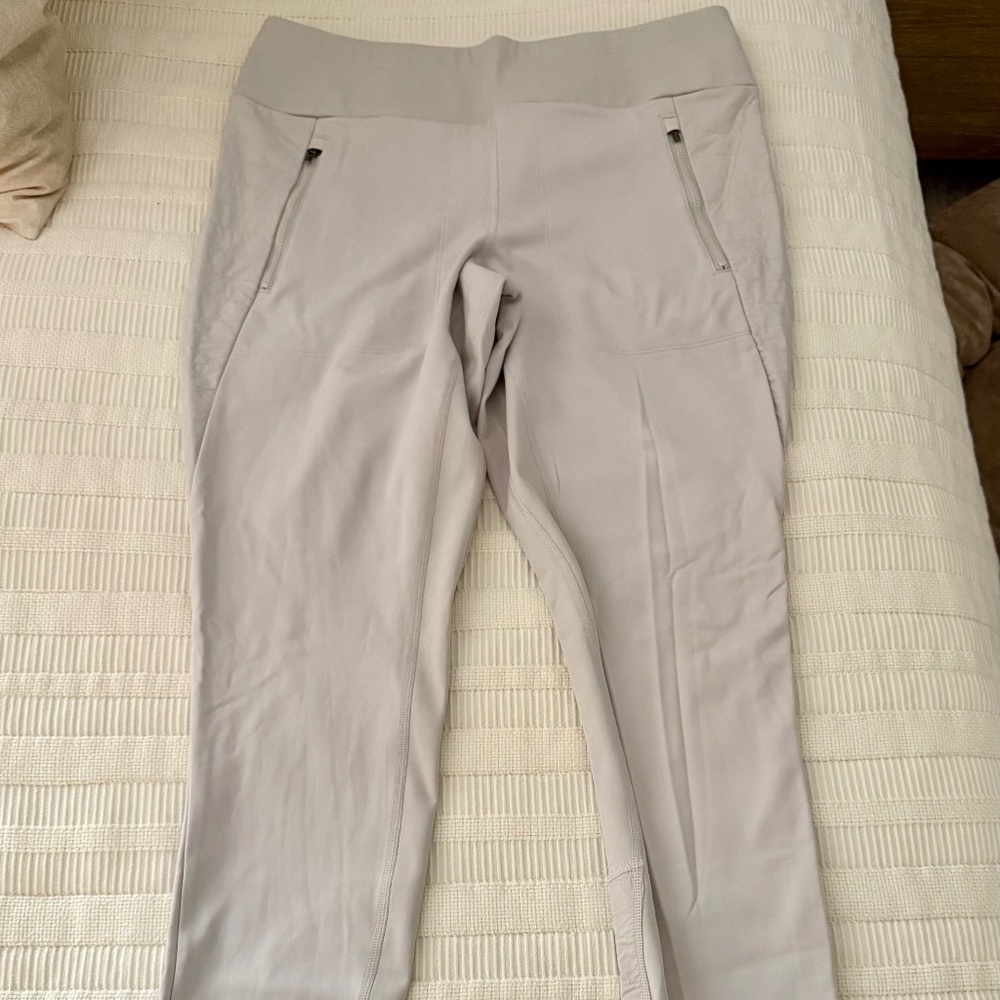 NWOT Athleta Peak Hybrid Fleece Tight Size L